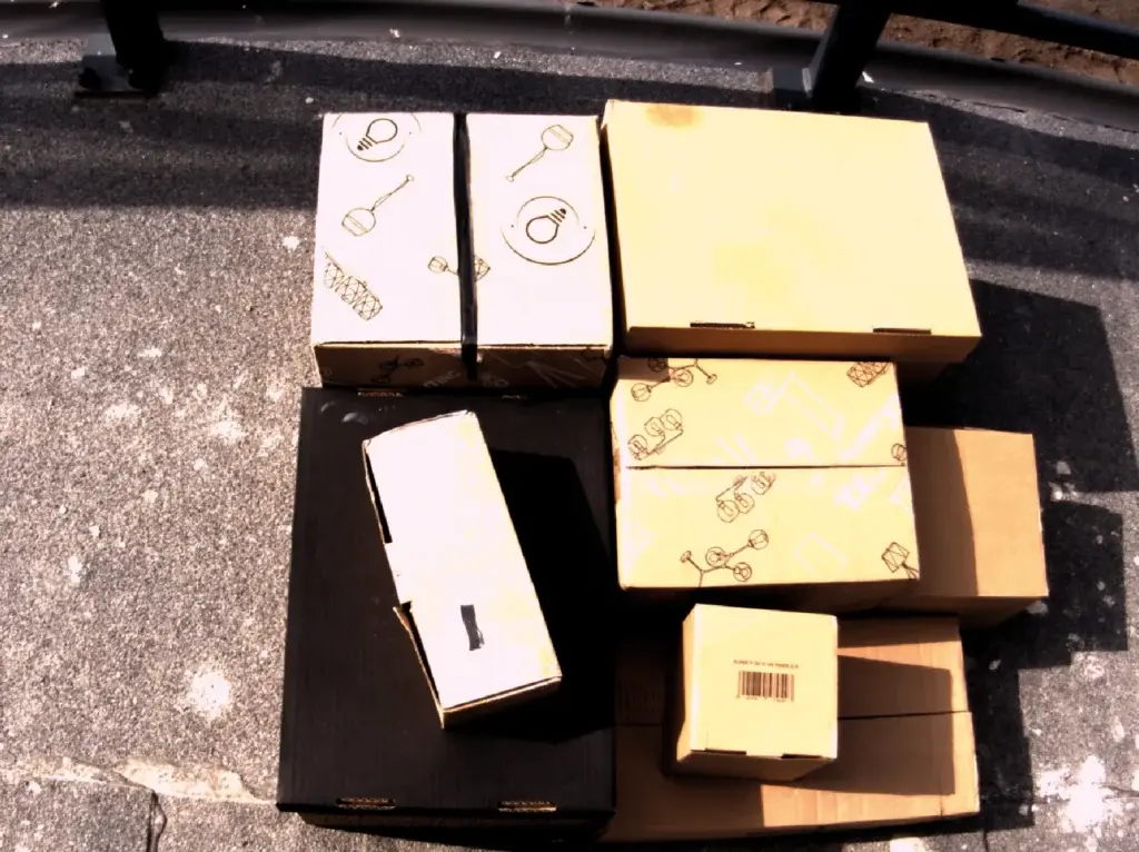 3D scan of boxes performed outdoors on direct sunlight, showcasing Ambient Light Suppression feature of PhoXi 3D Scanner Gen3